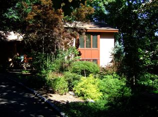 60 Dug Way, Watchung, NJ 07069