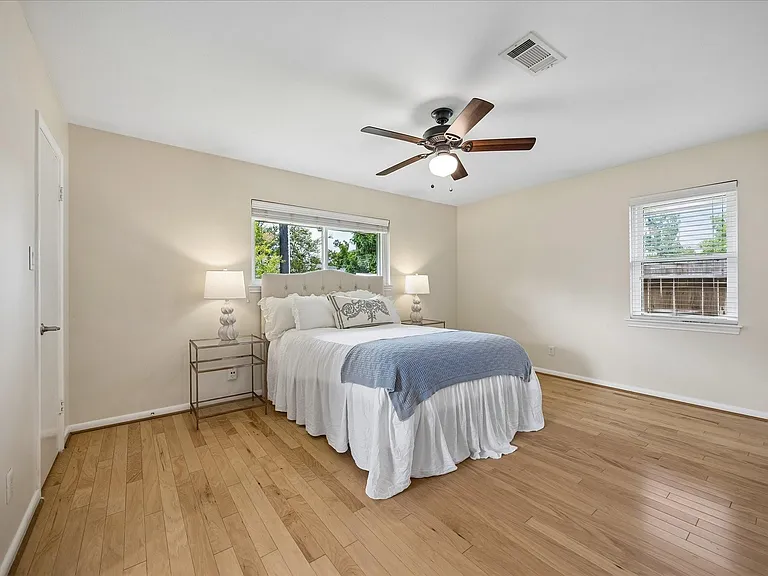 8922 Springview Ln — Photo 8