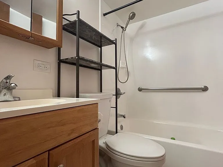 1260 Richard Ln #209 — Photo 4