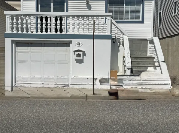69 Illinois Ave, Long Beach, NY 11561