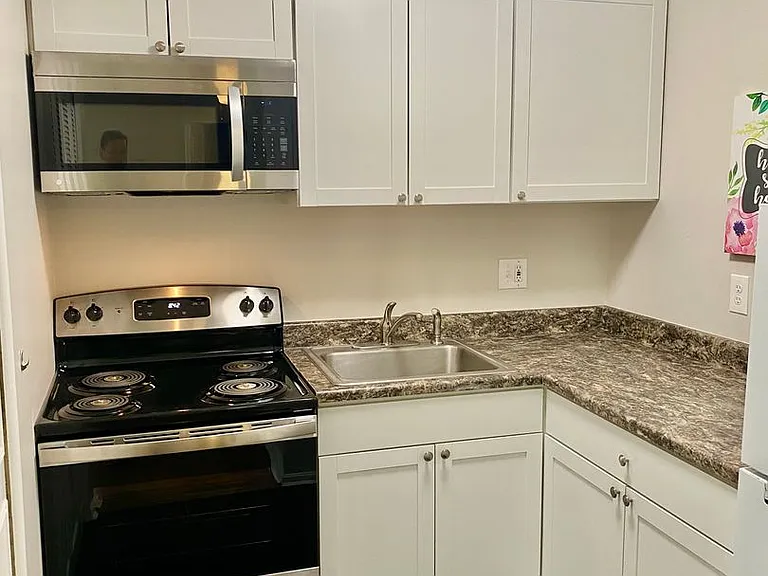 2600 Le Blanc Ct — Photo 7