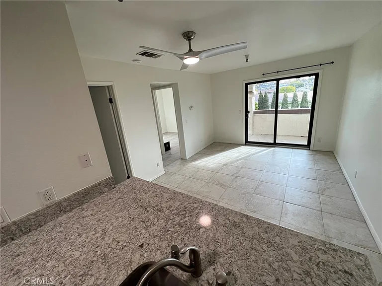 3830 Avenida Del Presidente #3830-34 — Photo 6