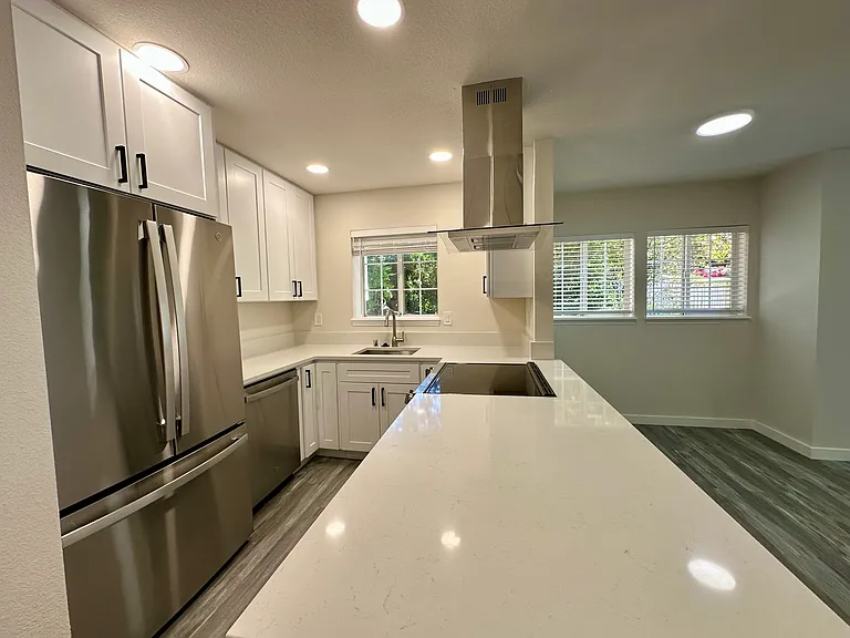 2540 118th Ave SE — Photo 4