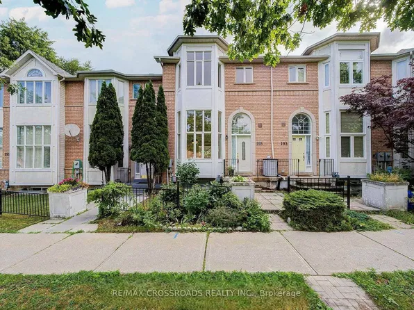 195 Shirley Dr, Richmond Hill, ON L4S 1T3