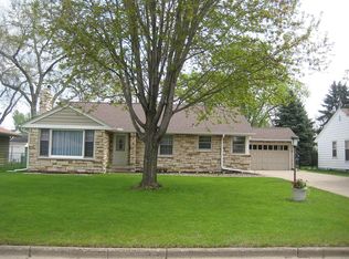 4524 Abbott Ave N, Robbinsdale, MN 55422