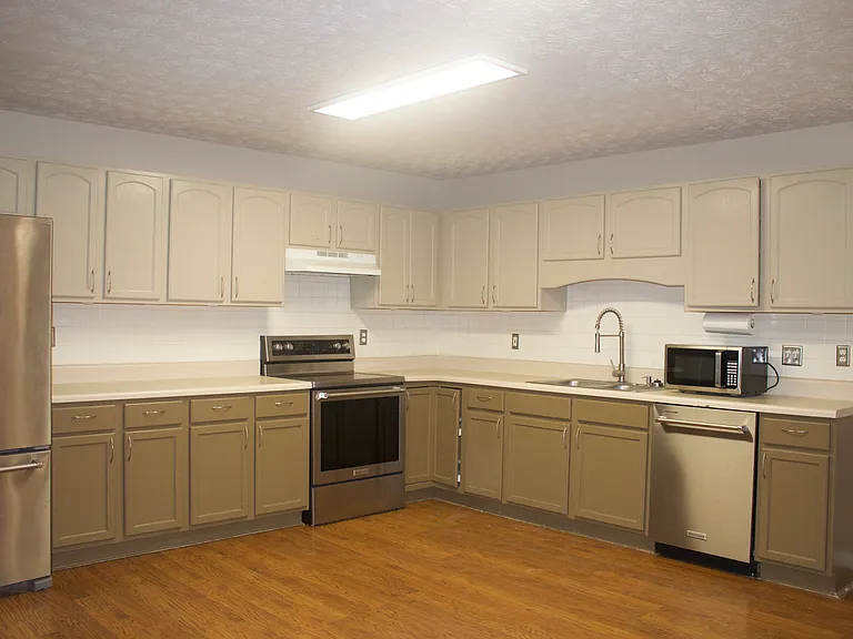 336 Creekview Ln — Photo 15