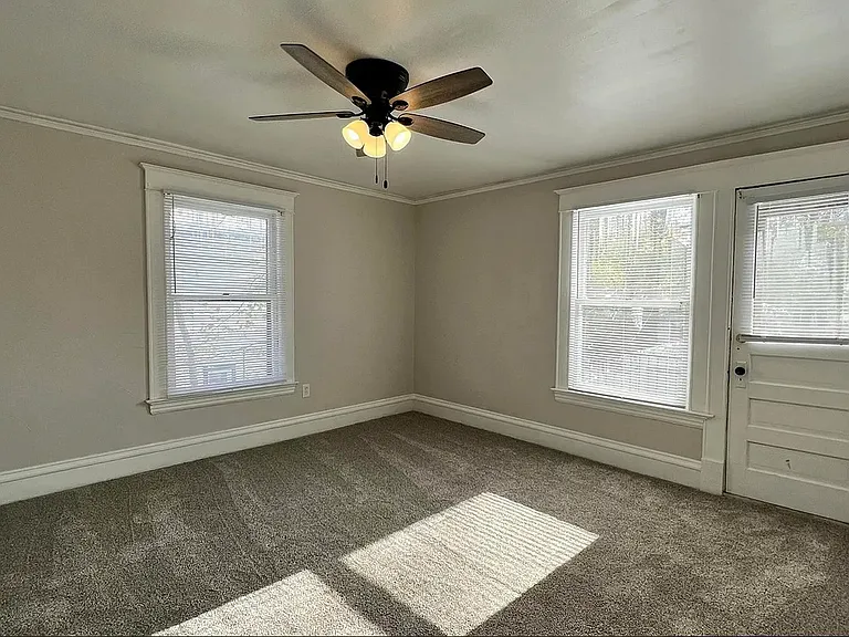 1006-1008 Cherry St SE — Photo 10