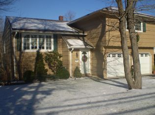 1832 Valley Rd, Millington, NJ 07946