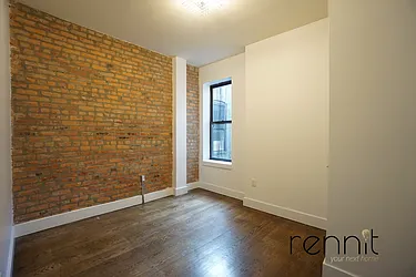 Rented by Rennit Inc.