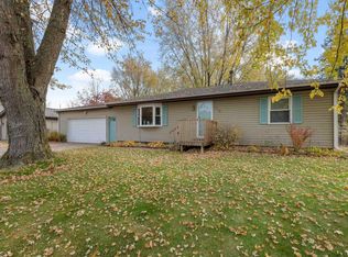 904 17th St, Port Byron, IL