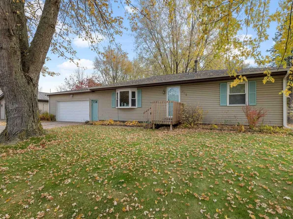 904 17th St, Port Byron, IL 61275