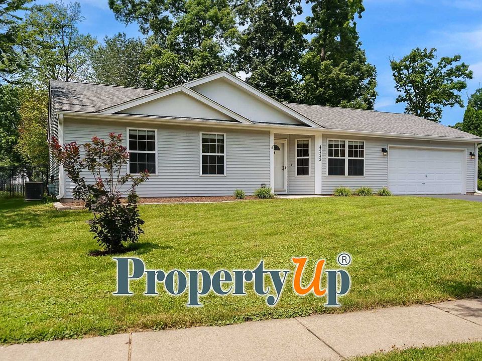 1st image of 4222 Newport Dr