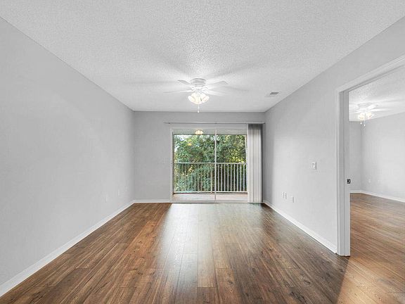 4th image of 4276 Calinda Ln APT 122
