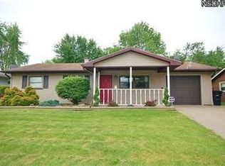 3305 Elm Hill Dr NW, Warren, OH
