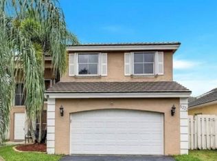 5222 NW 53rd Cir, Pompano Beach, FL 33073