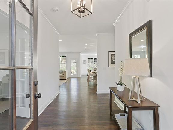 4th image of 1165 Love St SE