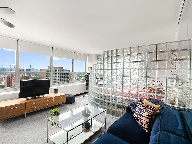 3550 N Lake Shore Dr #1912 — Photo 8