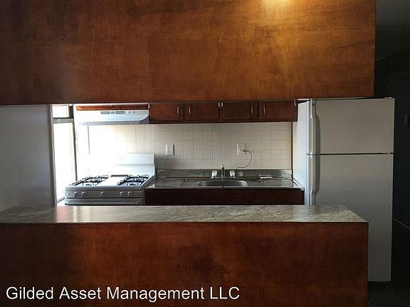 5th image of 1039 Simpson St APT 65