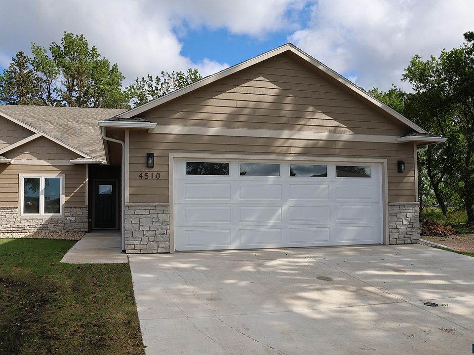 1st image of 4510 W Graceland Pl