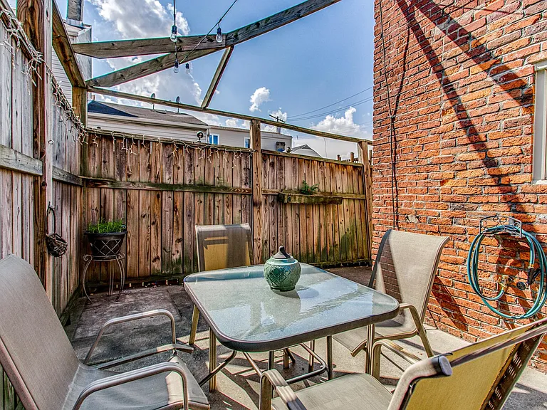 2128 Merriman Way — Photo 39