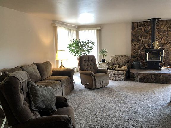 2nd image of 10339 Mountain Ave