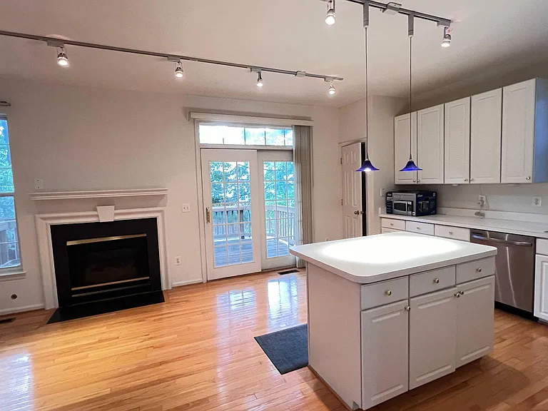 4100 Flower Box Ct — Photo 10