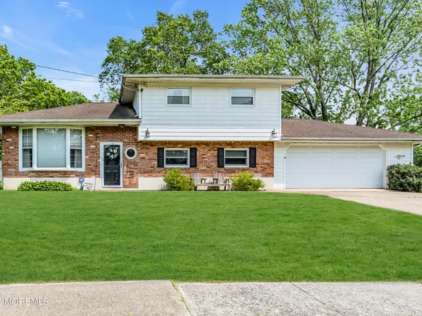 36 Wilson Drive, Howell, NJ 07731