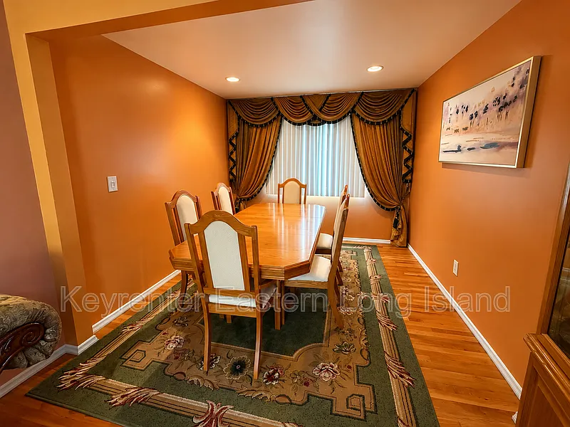 3 bed, 1.0 bath, $3,500 — Photo 3