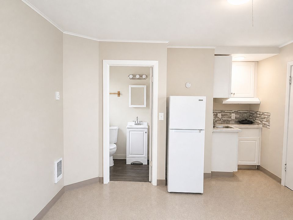2nd image of 2517 Simpson Ave APT 8