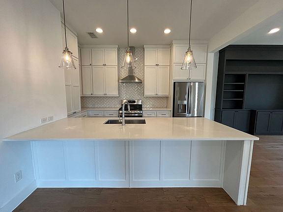 2nd image of 2117 River East Ln