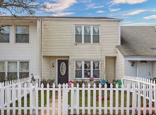 189 Thalia Trace Dr, Virginia Beach, VA 23452