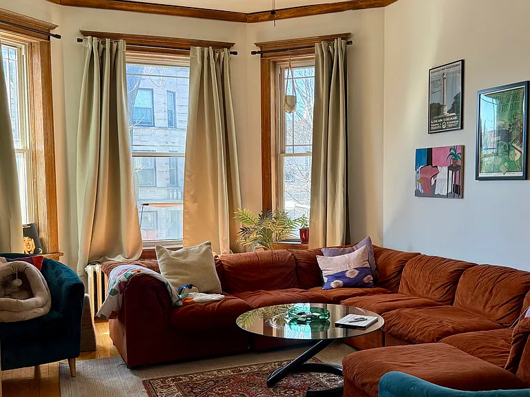 2531 N Spaulding Ave #2 — Photo 3