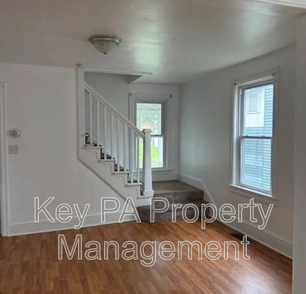 471 Hodgson St — Photo 12