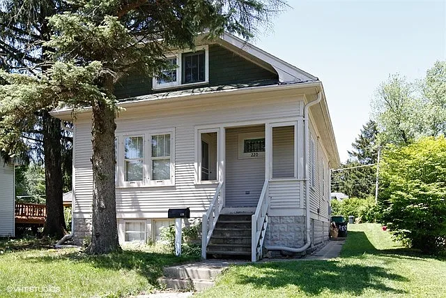 220 S Lincoln St photo 1