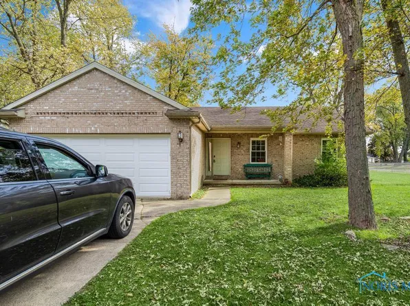 675 Clarion Ave, Holland, OH 43528