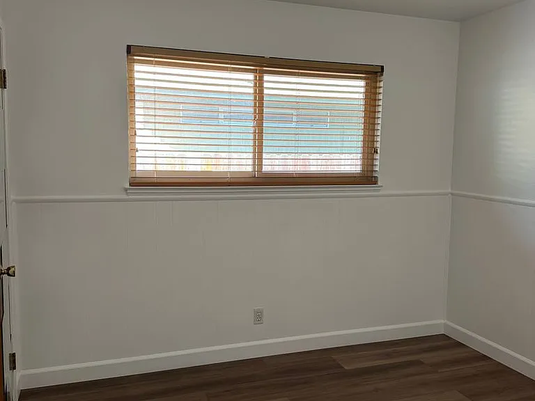 1214 Cornell Dr — Photo 10