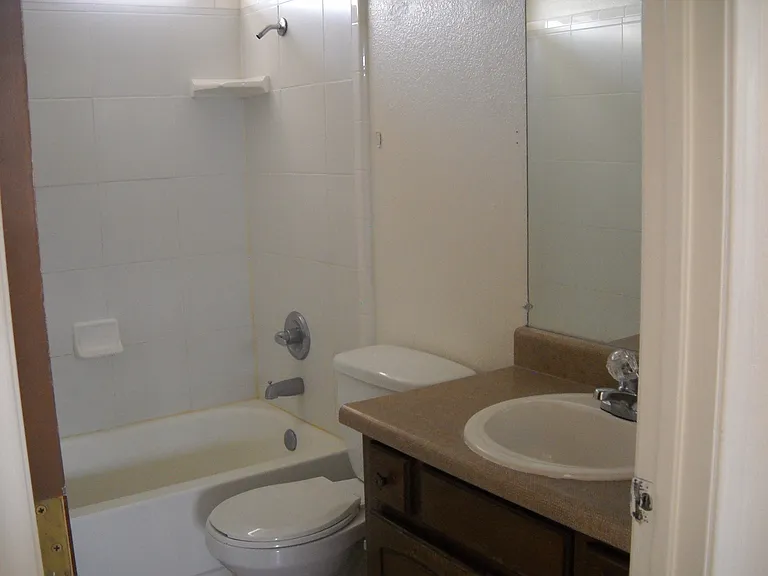 4150 Calle Ladero #C — Photo 7