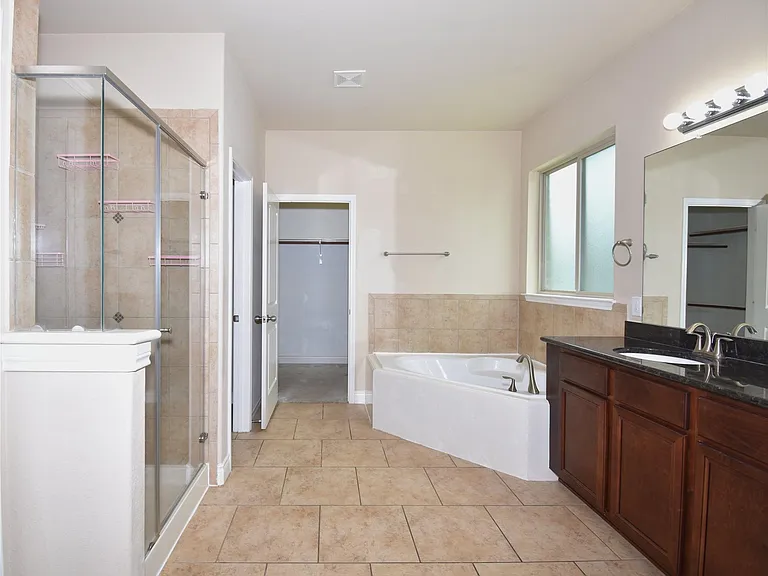 5623 S Denham Ridge Ln — Photo 19