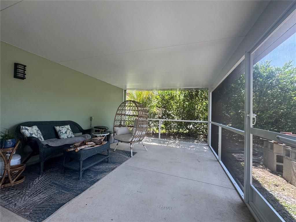 21239 Cottonwood Ave, Pt Charlotte, FL - View 4