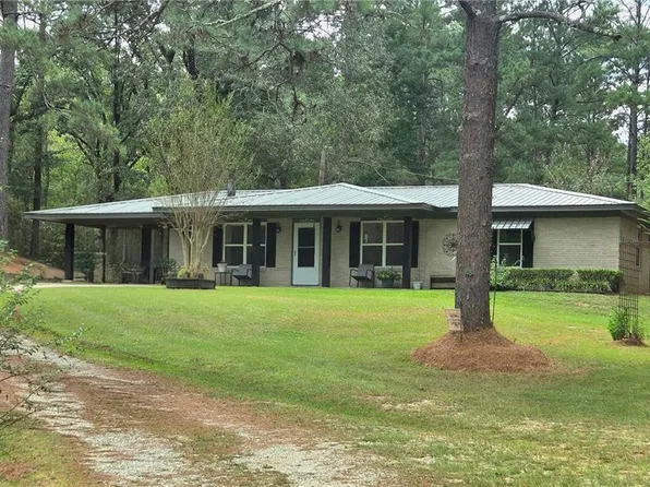 1112 Pinehurst Dr, Pineville, LA 71360