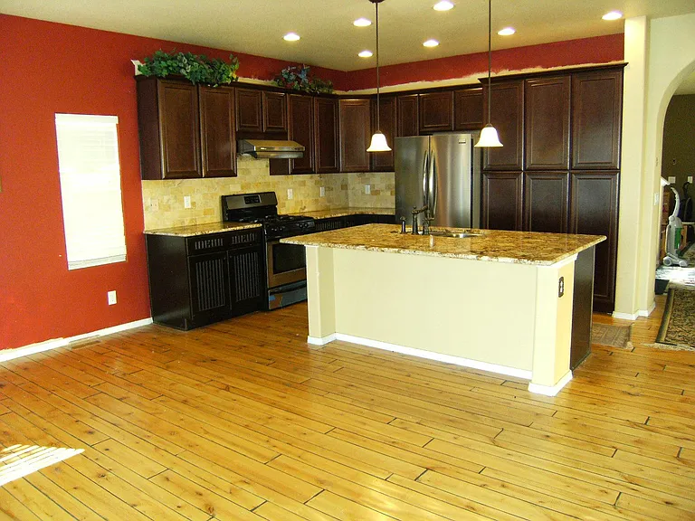 6970 Silverwind Cir — Photo 5