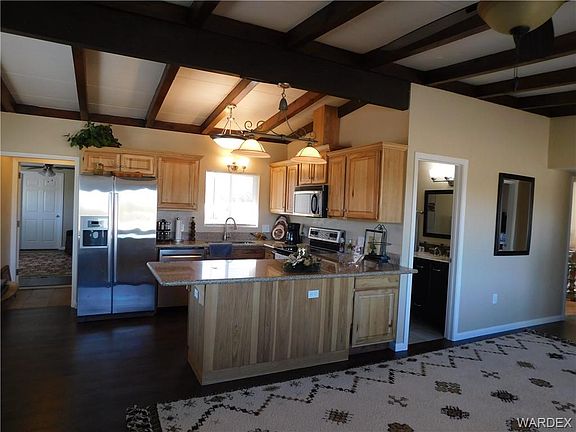 3rd image of 3050 E Sagebrush Dr