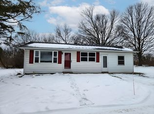 10809 N 12th St, Plainwell, MI 49080