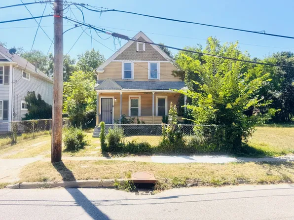 924 Ansel Rd, Cleveland, OH 44103