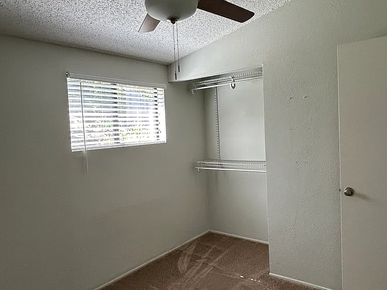2725 Mobley St — Photo 13
