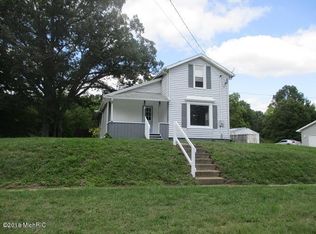 141 Edmonds Rd, Battle Creek, MI 49017