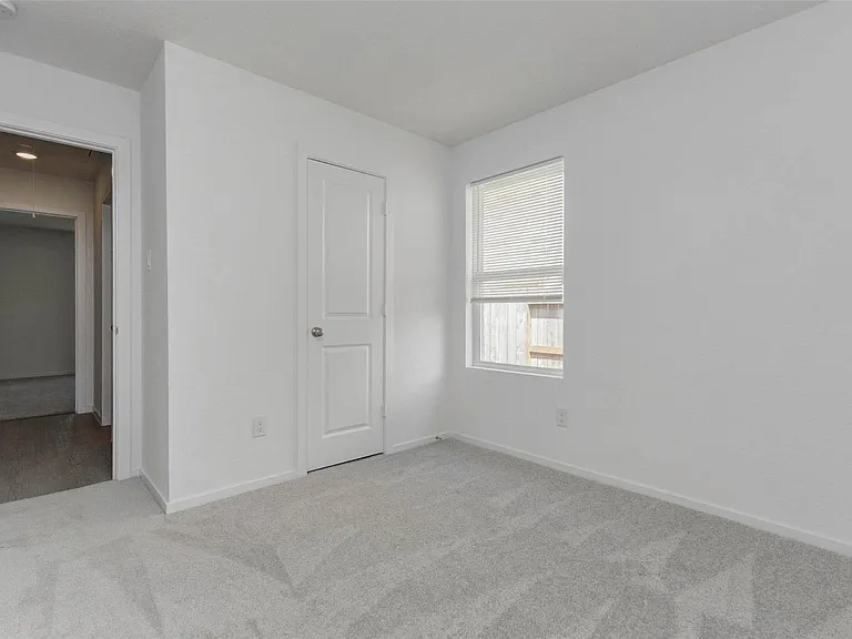 1631 Country View Dr — Photo 16