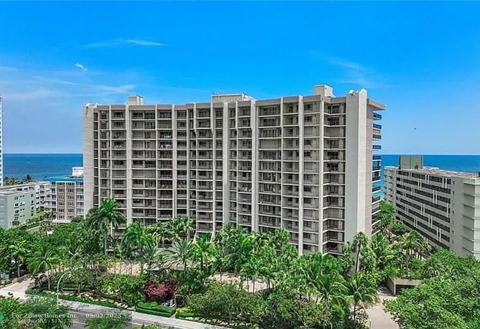 Hampton Beach Club Condominiums Apartment Rentals Pompano Beach, FL