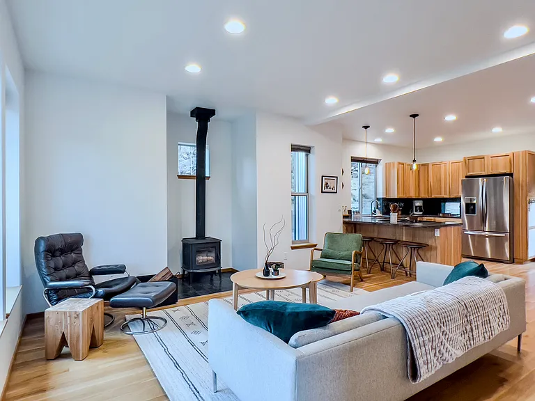 19544 Century Dr — Photo 10