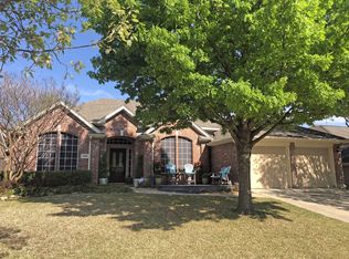 4544 Knights Xing, Grand Prairie, TX 75052
